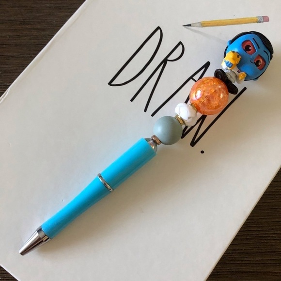 Disney Doorables: Star Wars: Grand Admiral handmade beaded pen - Picture 2 of 3